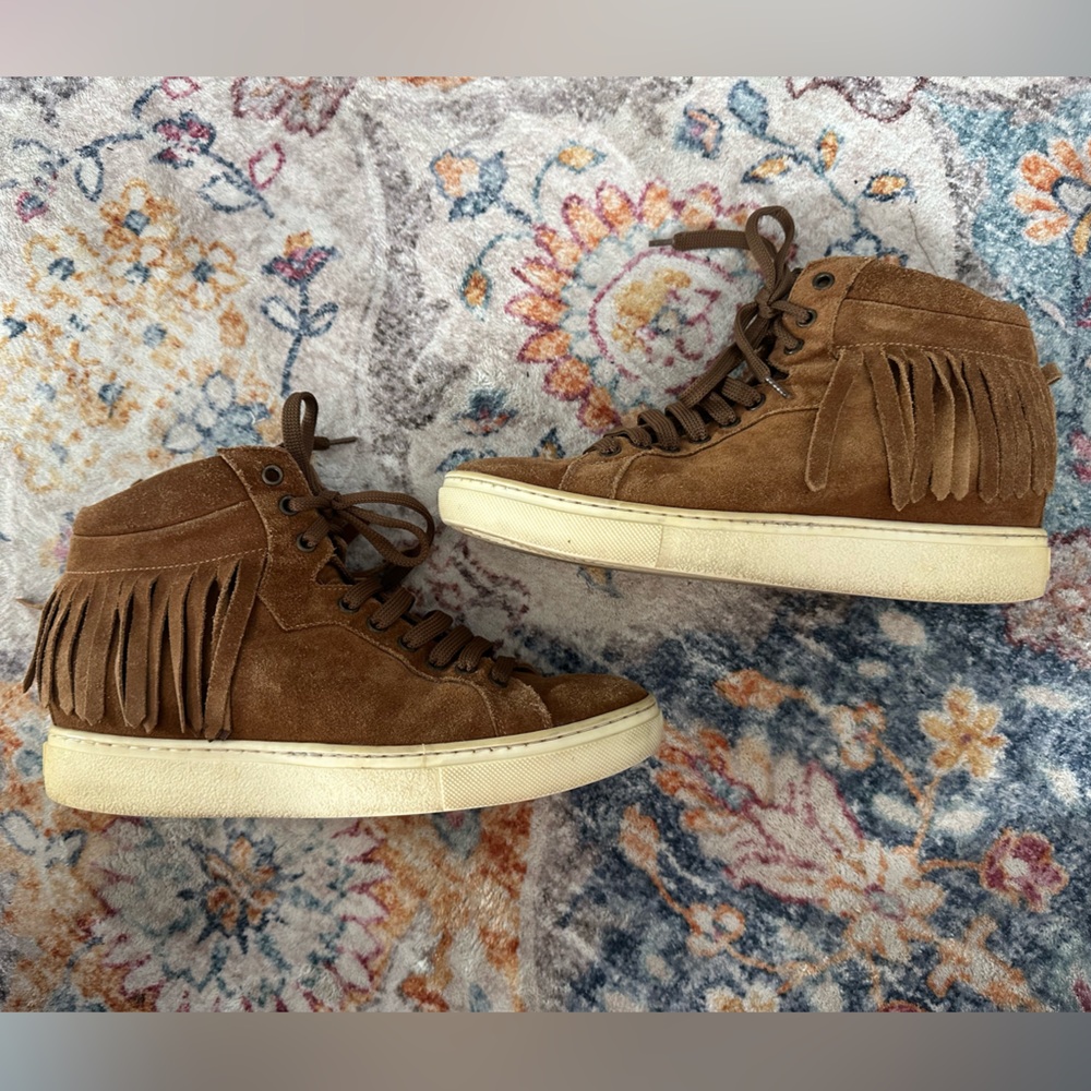 Suede Fringe High Top size 39 (8) Steve Madden